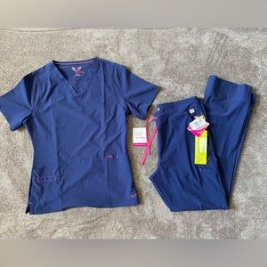 NEW Smitten Scrubs Navy Blue scrub set Sz medium tall